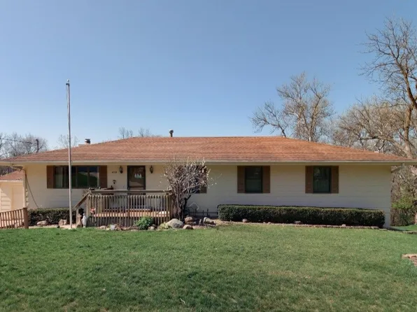 4750 NW Piekenbrock Dr, Des Moines, IA 50310