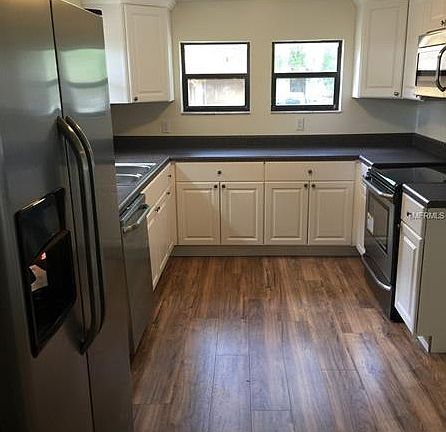 3rd image of 703 N Gordon St