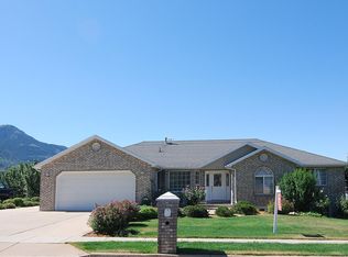 977 E 3300 N, North Ogden, UT 84414