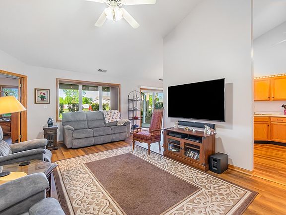 4th image of 6111 Avocet Cir N