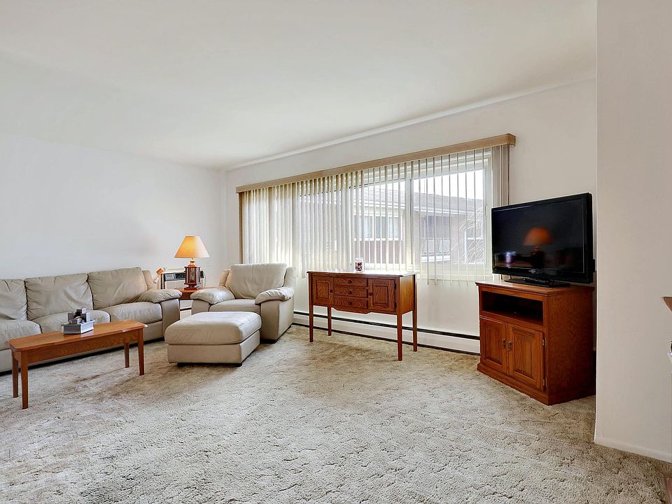 1st image of 400 Fulton St APT 11A