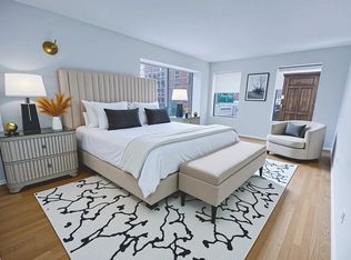484 9th Ave #1, New York, NY 10018