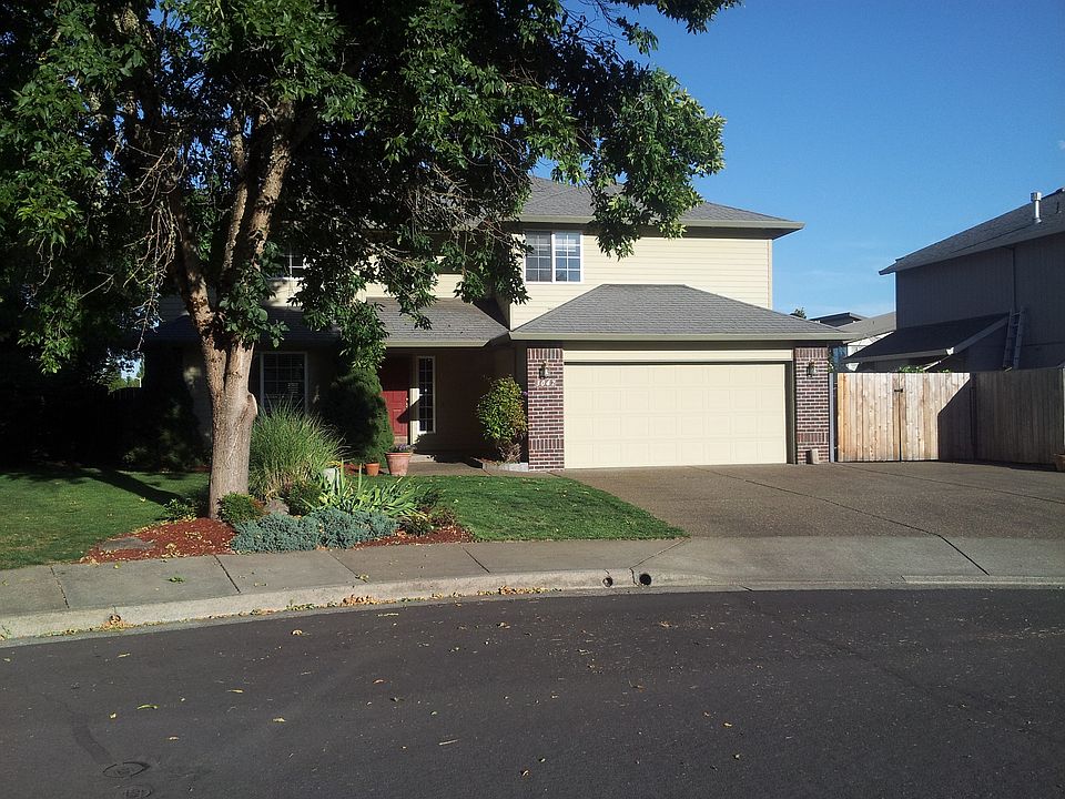 1st image of 3042 NE 1st Ct