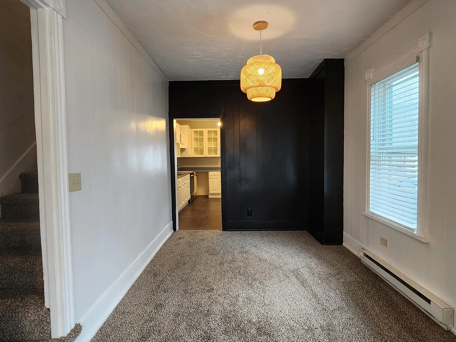 2 bed, 1250 sqft, $1,200 — Photo 2