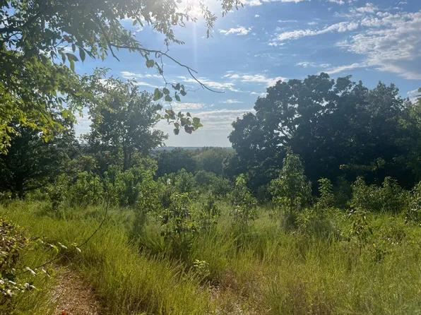 8075 S Highway 82, Locust Grove, OK 74352