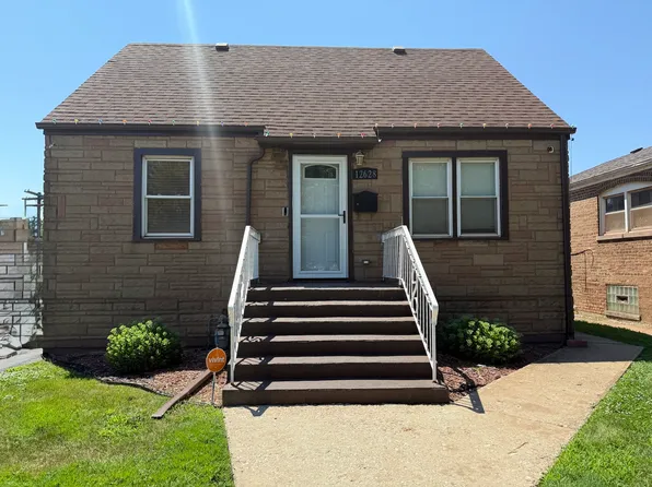 12628 S State St, Chicago, IL 60628