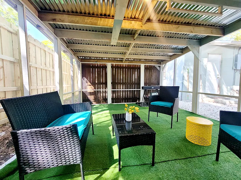 1117 NW 30th Ave — Photo 34