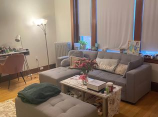 1376 Commonwealth Ave APT 27, Boston, MA 02134