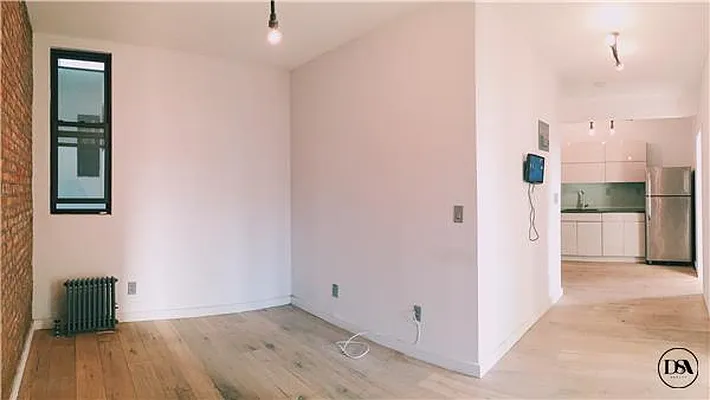 Rented by DSA Realty | media 10