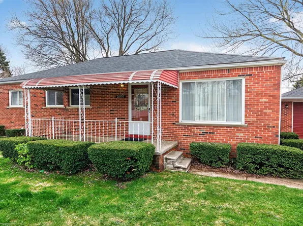 20170 Nicke St, Clinton Township, MI 48035