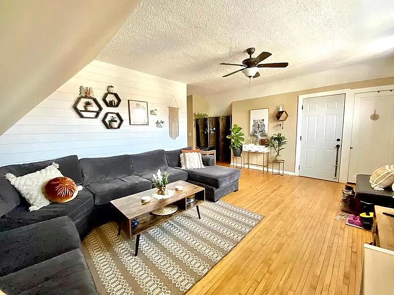 361 Bates Ave — Photo 1
