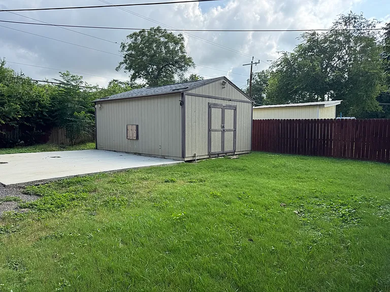 Mancave/Shed