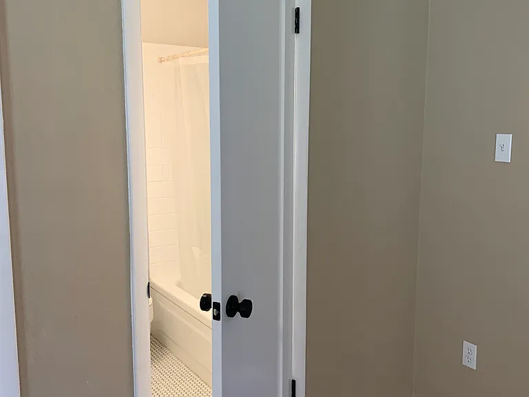 1750 N Pearl St #2 — Photo 11