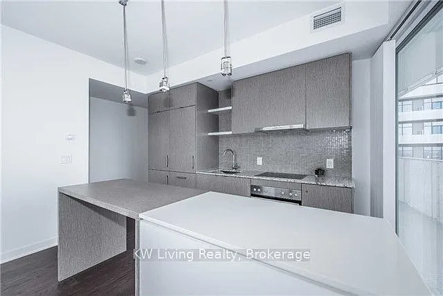 88 Harbour St #7304 — Photo 5