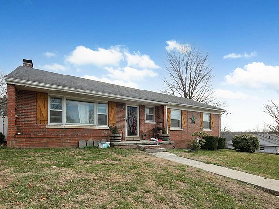 2nd image of 3044 Lynnwood Dr