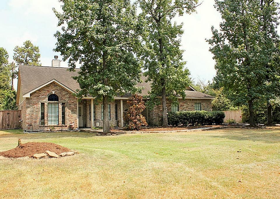 1st image of 202 Westwood North Dr