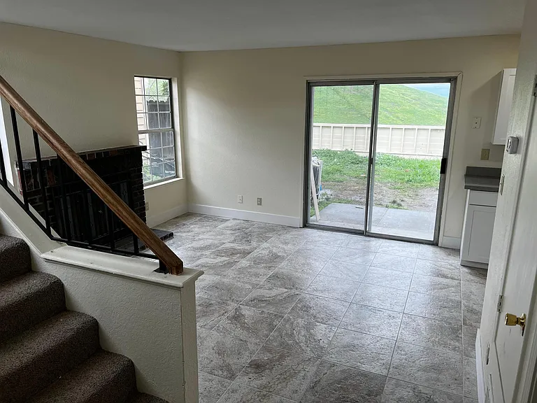 Leafwood Cir — Photo 6