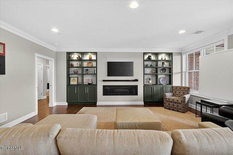 5th image of 268 Broadway #503
