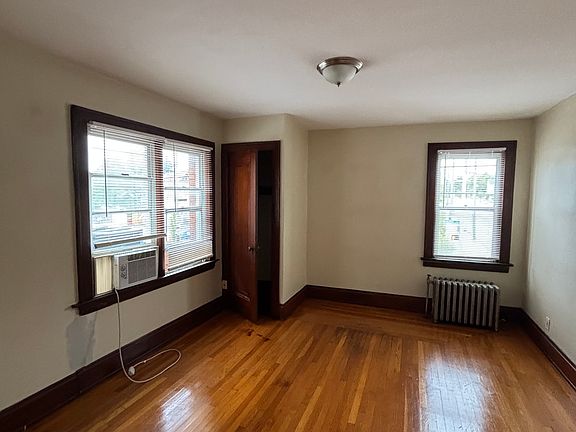 3rd image of 6128 Hamilton Ave APT 2