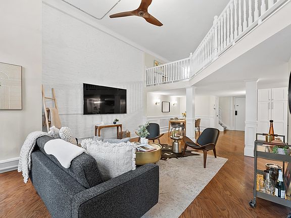 2nd image of 83 Montgomery St #201