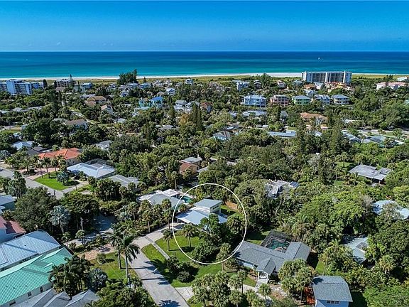 2nd image of 99 Island Cir