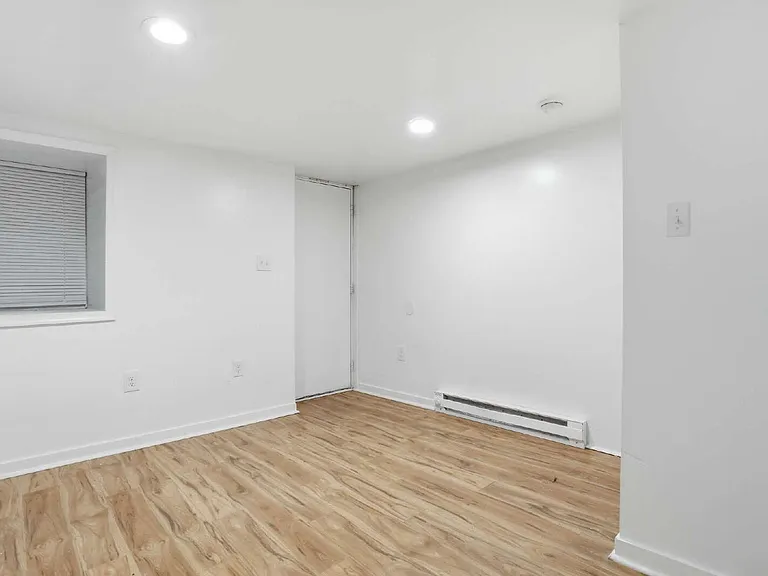 316 N High St — Photo 19
