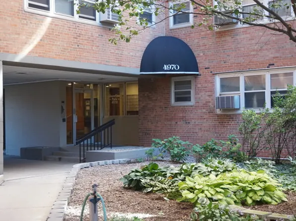 4920 N Marine Dr #1129, Chicago, IL 60640