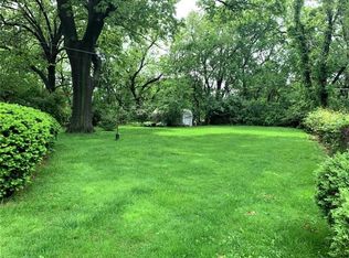 5710 Riggs St, Mission, KS 66202