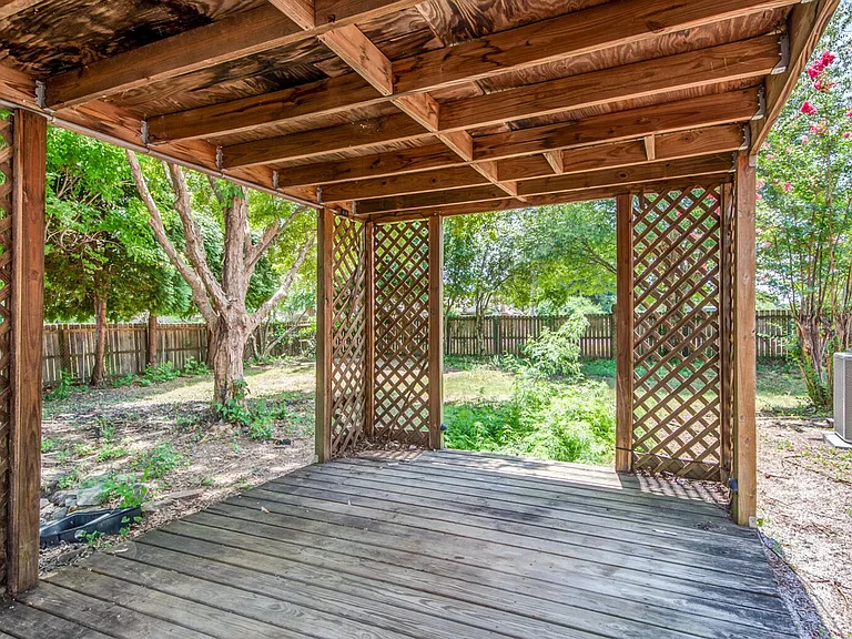 5624 Annandale Dr — Photo 40