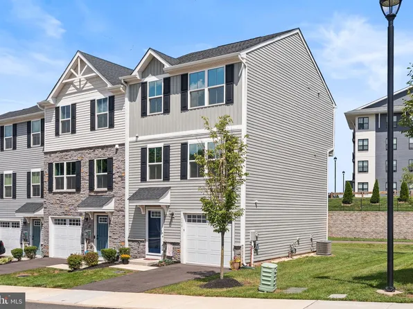 140 Nelson Ln, Pottstown, PA 19464