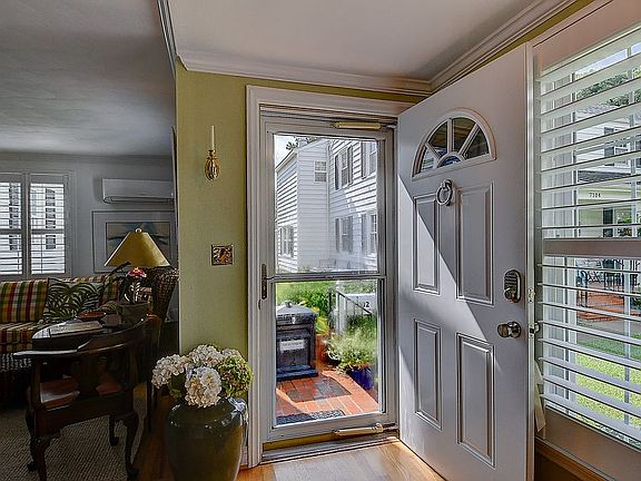 4th image of 7102 Atlantic Ave
