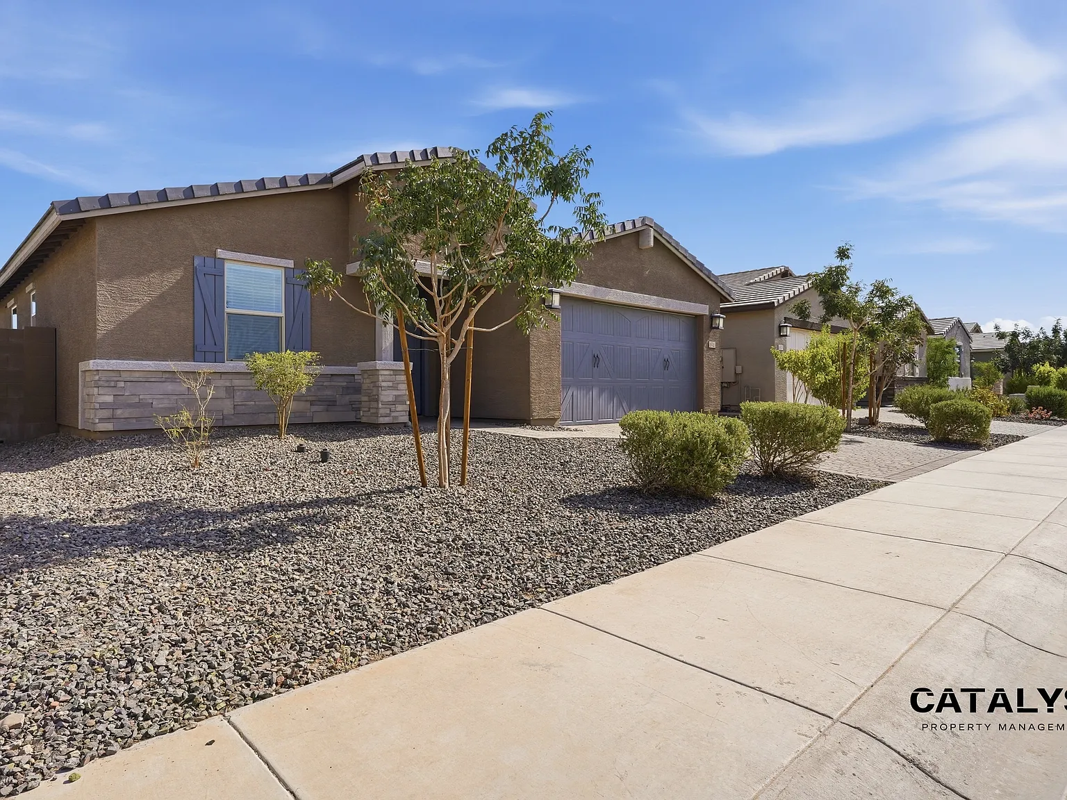 4 bed, 2139 sqft, $2,450 — Photo 2