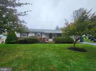 403 S Summit Ave, Quarryville, PA 17566