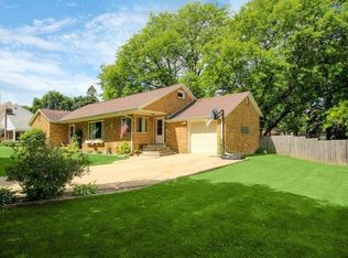 624 N Hudson St, Stockton, IL 61085