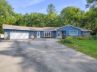 270 E Southmor Rd, Morris, IL 60450