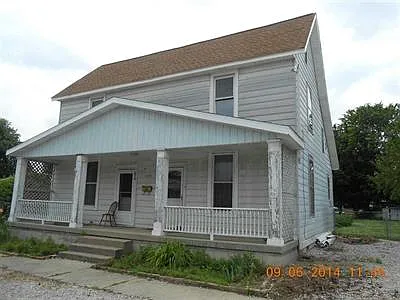 423 W 7th St photo 1