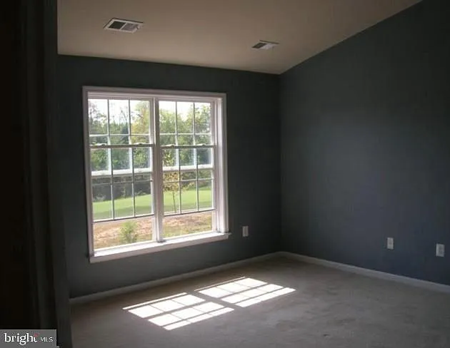 73 Spoon Sq — Photo 12