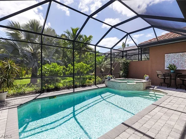 6648 Roma Way, Naples, FL 34113