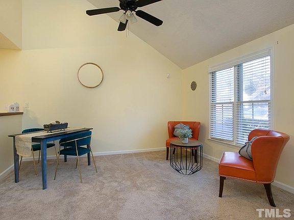 5th image of 805 Gatehouse Ln