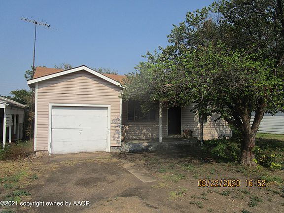 3rd image of 210 Dolomita St