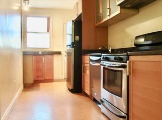 135 Ventnor Ter, Dundalk, MD 21222