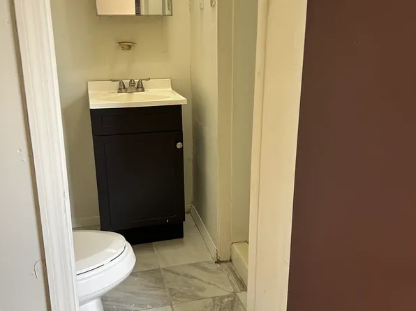 (undisclosed Address), Levittown, NY 11756