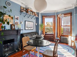 19 7th Ave #3F, Brooklyn, NY 11217