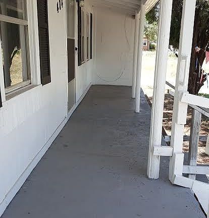 2nd image of 404 N Louisiana St