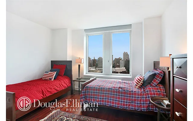 Rented by Douglas Elliman | media 13