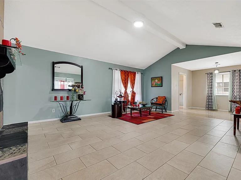 11826 Oceanview St — Photo 6