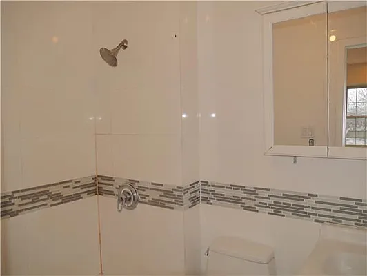 Rented by Avenue Sotheby's International Realty | media 29