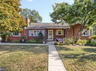 5109 Ridgeview Dr, Harrisburg, PA 17112