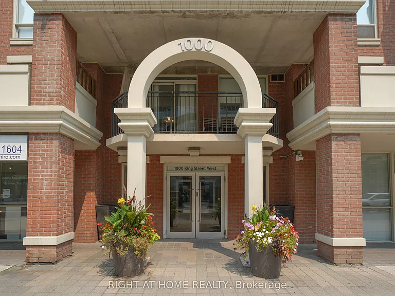 1000 King St W #220 — Photo 20