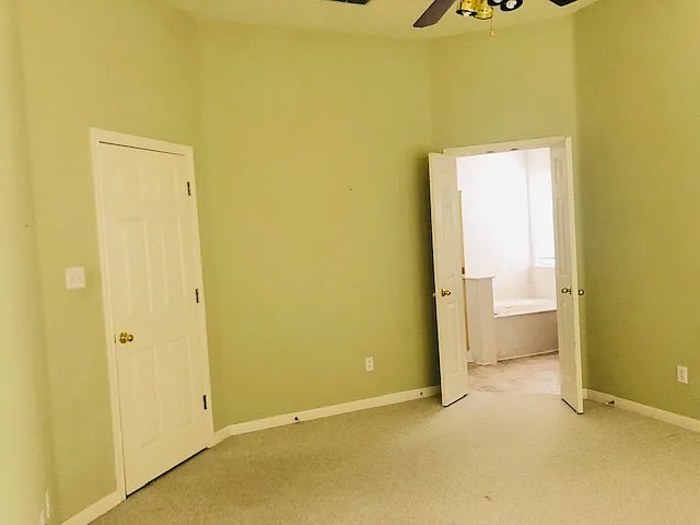 1700 Lancaster St — Photo 8